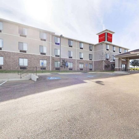 Ramada By Wyndham Jackson Ms Hotel Bagian luar foto