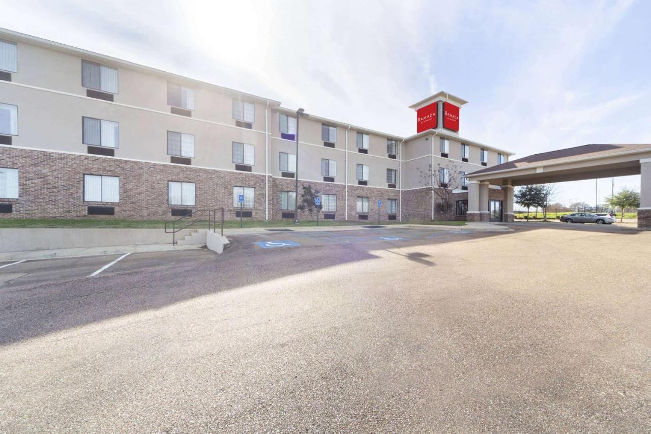 Ramada By Wyndham Jackson Ms Hotel Bagian luar foto